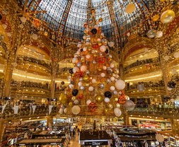 九游登录中心-法甲巴黎圣日耳曼商业多元化模式分析，巴黎圣日耳曼的背后财团